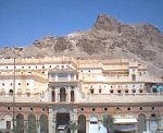 Almotamar Net - The State Authority for Preservation of Historical Cities began in Shibam, Hadramout governorate works of repairs and renovation of the historical Ranad Palace at a total cost of YR 193 million. 

