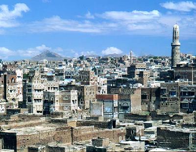 Almotamar Net - SANAA, Yemen (Jun 30, 2007) It is 4 p.m. when Sanaas Old City shakes off its lunchtime doldrums. Greeting its revival are the cries of vendors and a cascade of car horns, rare channels for unadulterated freedom of expression in the Arab world.