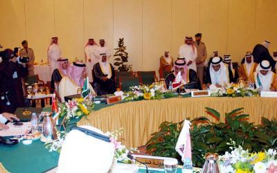 Almotamar Net - Gulf Cooperation Council (GCC) Foreign Ministers Council approved in conclusion of its meeting in Jeddah on Wednesday Yemens development needs that will be included in the 4th five0plan 2011-2015 to guarantee qualification of Yemen for integration into the GCC states.