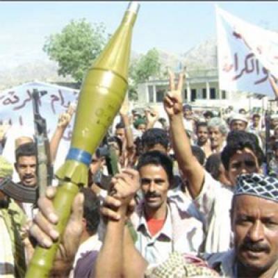 Almotamar Net - A sabotage element riding a motorcycle in Abyan province, Yemen attacked with firearm a security man, wounding the security man and killed a citizen and injuring anther citizen Tuesday evening. 