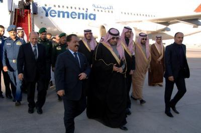 Almotamar Net - The Speaker of Parliament Yahya al-Raei arrived in Riyadh Air Base on Saturday at head of Yemeni official delegation to offer condolences on the death of King Abdullah bin Abdulaziz.

King Abdullah, who had ruled since 2005 and was said to be aged about 90, died early on Friday.
