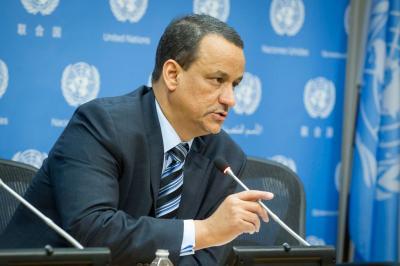 Almotamar Net - The UN special envoy to Yemen called on the parties to the Yemeni crisis to fully respect the ceasefire in order to create a favorable environment for the talks to be held on April 18 in Kuwait.

In a statement aired by the United Nations radio on Tuesday, Ismail Ould Cheikh Ahmed said that the parties to the Yemeni crisis have committed to the terms and conditions of the cease-fire, which "is critical and urgent and much needed."

