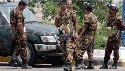 المؤتمر نت - ضبطت الأجهزة الأمنية واللجان الشعبية أمس شحنة من الأسلحة المتنوعة في طريق مأرب - الجوف - صنعاء كانت متجهة للعاصمة صنعاء