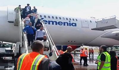 المؤتمر نت - وصلت إلى مطار صنعاء الدولي اليوم رحلة الخطوط الجوية اليمنية، قادمة من مطار الملكة علياء الأردني وعلى متنها 268 راكباً