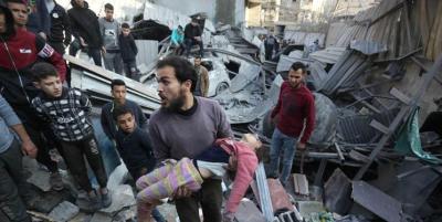 المؤتمر نت - أكد المكتب الإعلامي الحكومي في غزة، يوم الأحد، أن جيش الاحتلال الإسرائيلي "ارتكب 2438 مجزرة"، مشيرا إلى أن عدد الشهداء والمفقودين بلغ 35176 منذ السابع من أكتوبر الماضي