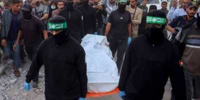 المؤتمر نت - أعلنت كتائب القسام، مساء اليوم، تسليمها 3 جثث من أسرى جنود الاحتلال إلى اللجنة الدولية للصليب الأحمر في قطاع غزة