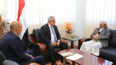   -          ѡ       "   "