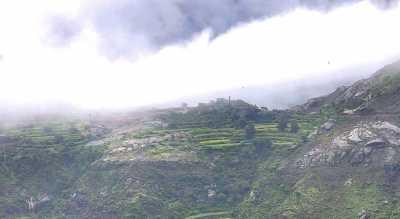 المؤتمر نت - توقع المركز الوطني للأرصاد والإنذار المبكر أجواء باردة إلى شديدة البرودة في عدد من المحافظات والمرتفعات خلال الـ24 ساعة المقبلة