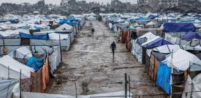 المؤتمر نت - أعلن المكتب الإعلامي الحكومي في غزة أن المنخفض الجوي القطبي "بيرون" الذي ضرب القطاع، خلال الأيام الماضية، شكل "كارثة إنسانية مركبة فاقمت أوضاع النازحين"