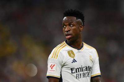 المؤتمر نت - أي عقد لا يضمن له مساواة كاملة في الراتب مع النجم الفرنسي كيليان مبابي، الذي يتقاضى