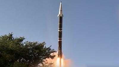 المؤتمر نت - أعلنت القوات المسلحة اليمنية، عن تنفيذ عملية مشتركة استهدفت عدة أهداف حيوية وعسكرية تابعة للعدو الإسرائيلي